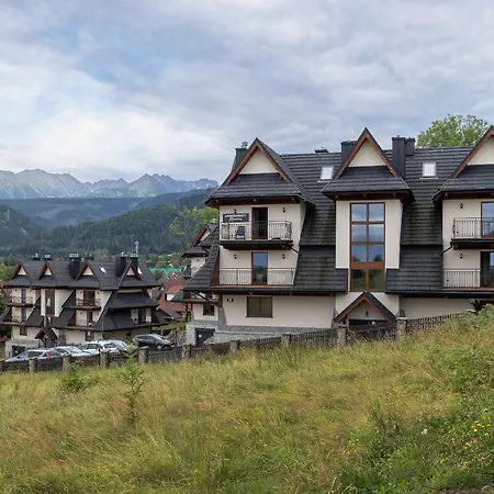 Salwatorianska Mountain View By Renters Apartment *