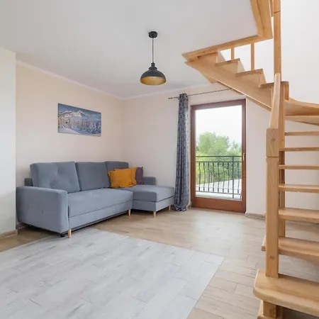 Salwatorianska Mountain View By Renters *